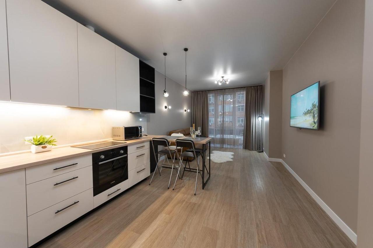 New Modern Apartments. Metro Minskaya كييف المظهر الخارجي الصورة